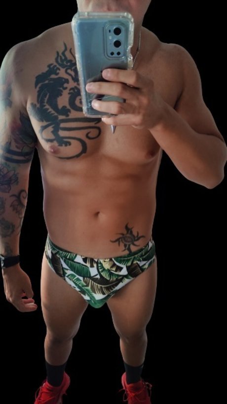 Nacktes geleaktes OnlyFans-Foto von Michael Bolt