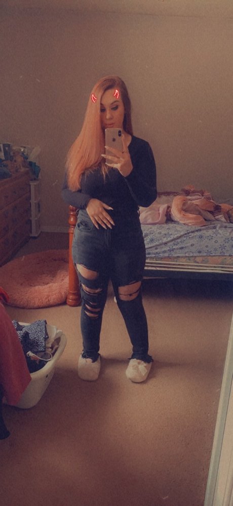 Nacktes geleaktes OnlyFans-Foto von Beccablue