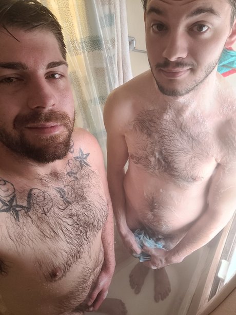 Nacktes geleaktes OnlyFans-Foto von Brianandandrew