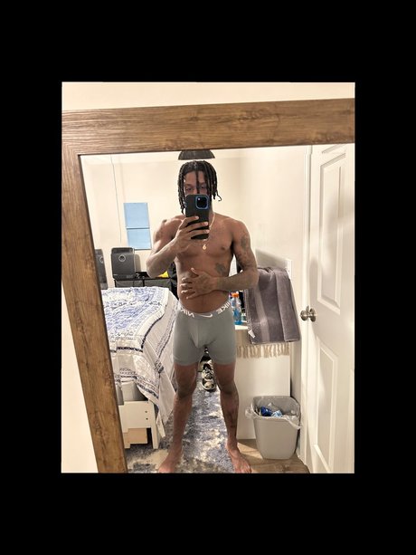 Nacktes geleaktes OnlyFans-Foto von Mr Bone 