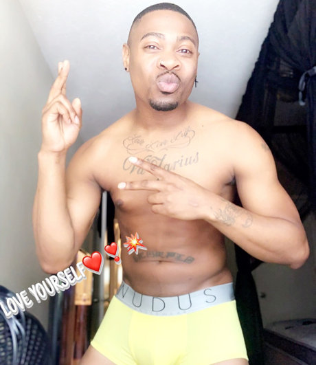 Nacktes geleaktes OnlyFans-Foto von Mr Jermany