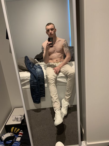 Nacktes geleaktes OnlyFans-Foto von Mr 333