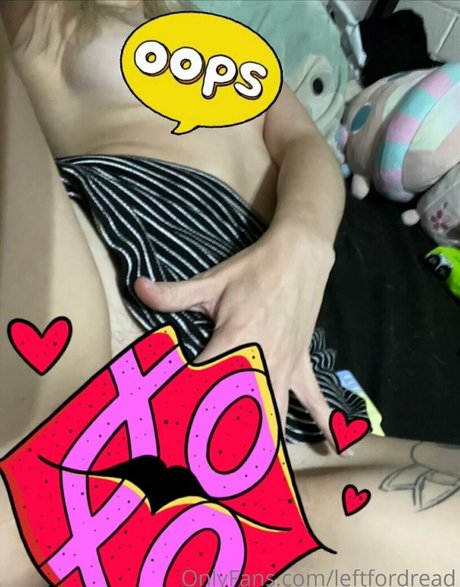 Nacktes geleaktes OnlyFans-Foto von Leftfordread