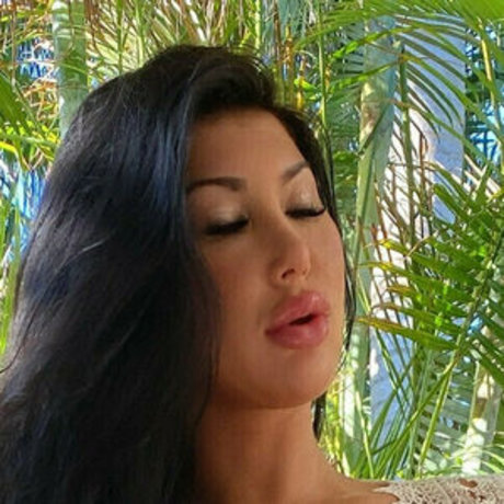 Nacktes geleaktes OnlyFans-Foto von Augusttaylorxxx