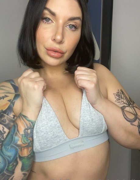 Itsivylebelle