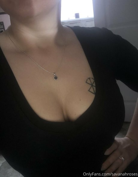 Nacktes geleaktes OnlyFans-Foto von Savanahroses