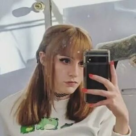 Nacktes geleaktes OnlyFans-Foto von Raeraesenpai