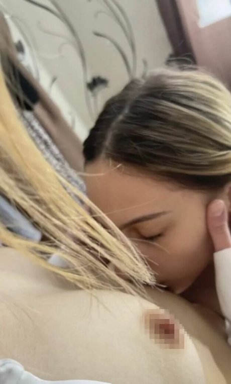 Nacktes geleaktes OnlyFans-Foto von Ave Mary