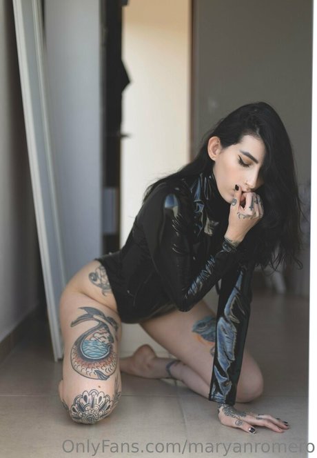 Nacktes geleaktes OnlyFans-Foto von Maryanromero