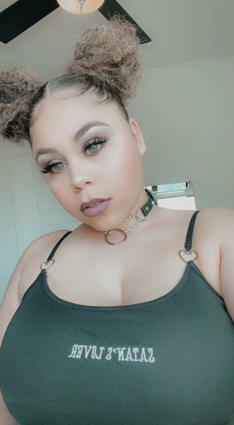 Nacktes geleaktes OnlyFans-Foto von Sadiebbyc