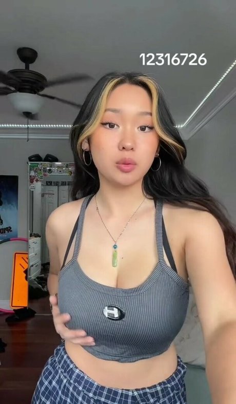 Nacktes geleaktes OnlyFans-Foto von Chaela