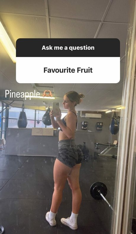 Nacktes geleaktes OnlyFans-Foto von Lillie Bass