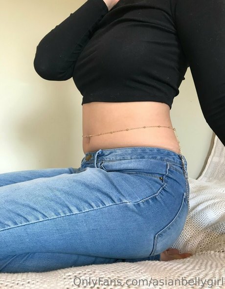 Asianbellygirl