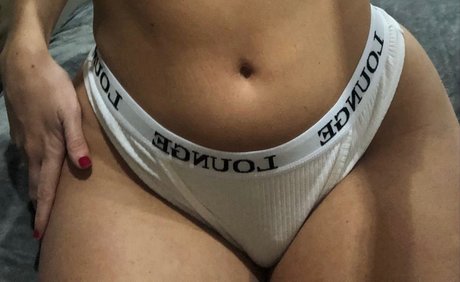 Nacktes geleaktes OnlyFans-Foto von Ella Ray 