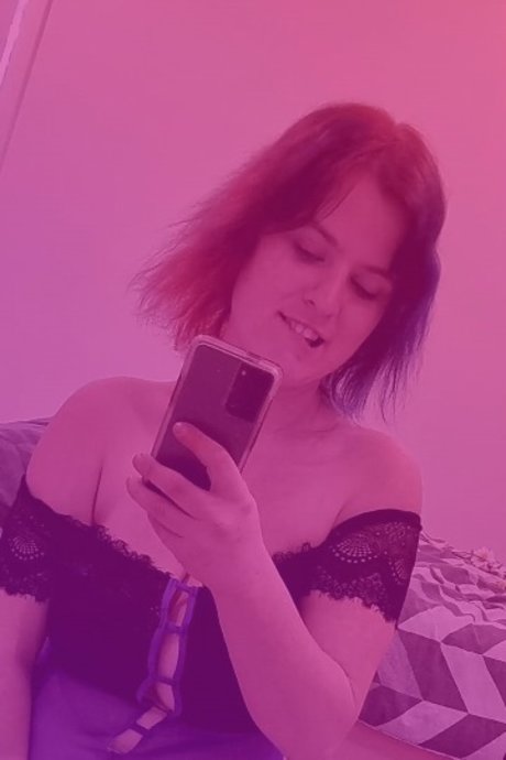 Nacktes geleaktes OnlyFans-Foto von Roxy Rose