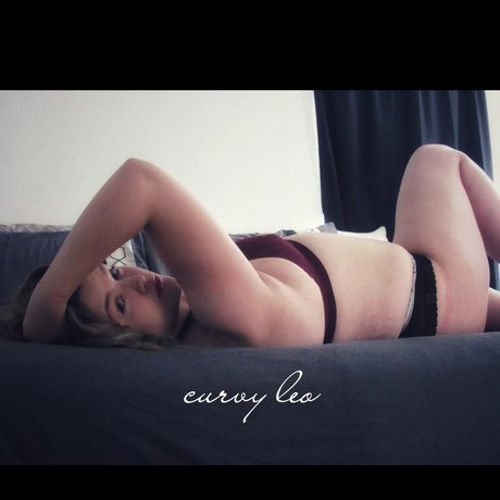 Nacktes geleaktes OnlyFans-Foto von Curvy Leo