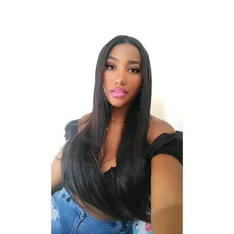 Nacktes geleaktes OnlyFans-Foto von Yelitza Ramirez