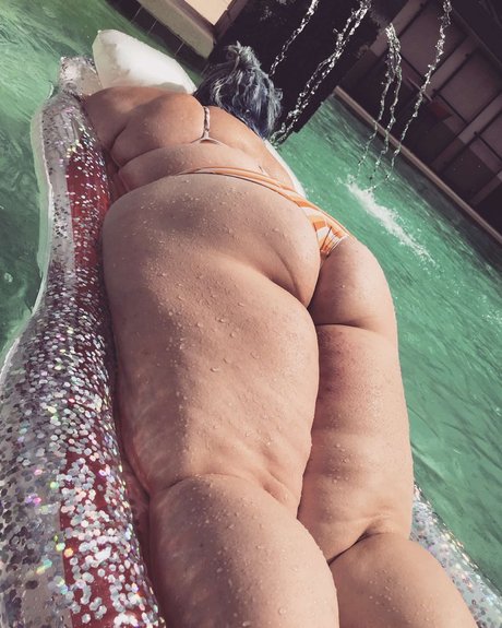 Nacktes geleaktes OnlyFans-Foto von Barbie