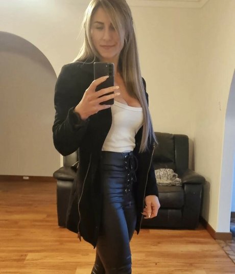 Nacktes geleaktes OnlyFans-Foto von Carole Smith