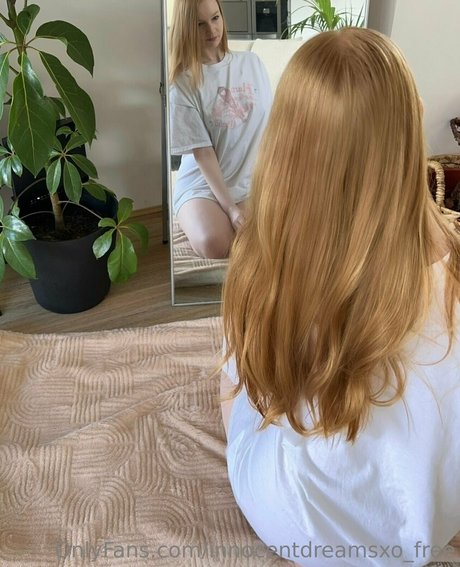 Nacktes geleaktes OnlyFans-Foto von Innocentdreamsxofree