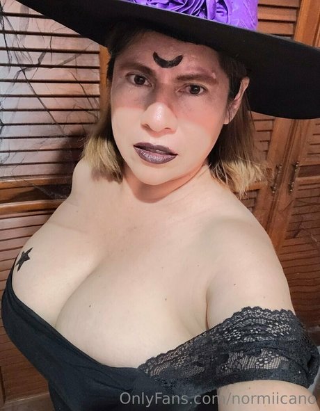 Nacktes geleaktes OnlyFans-Foto von Normiiof