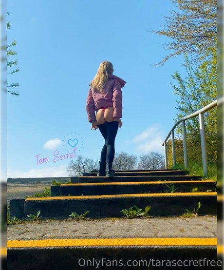 Nacktes geleaktes OnlyFans-Foto von Tarasecretfree
