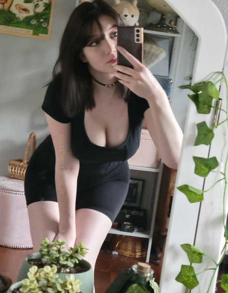 Nacktes geleaktes OnlyFans-Foto von Jewellove12345