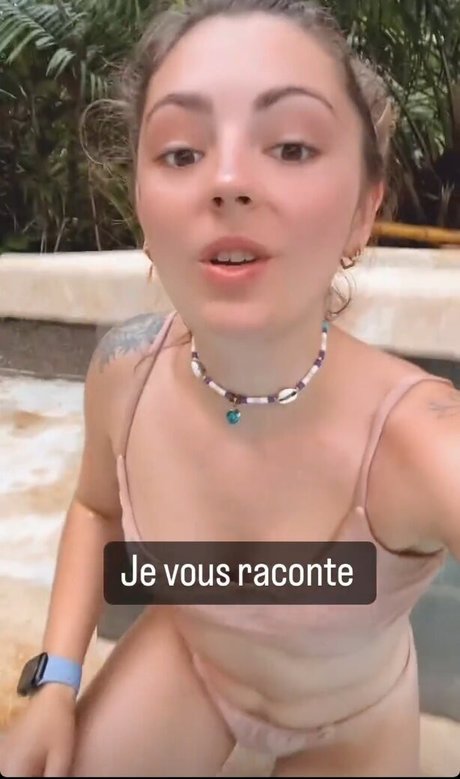 Nacktes geleaktes OnlyFans-Foto von Roxane Asmr