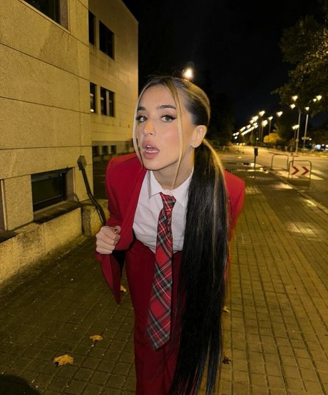 Nacktes geleaktes OnlyFans-Foto von Lola Indigo