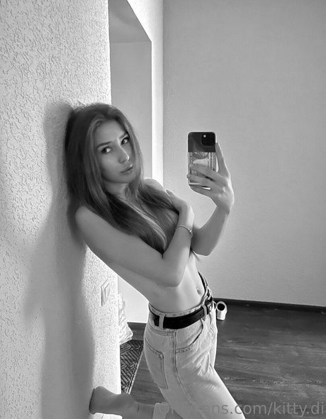 Kitty_di