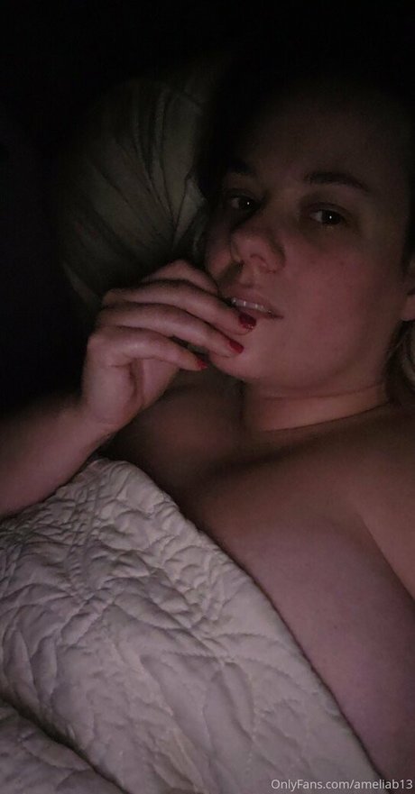 Nacktes geleaktes OnlyFans-Foto von Ameliab13