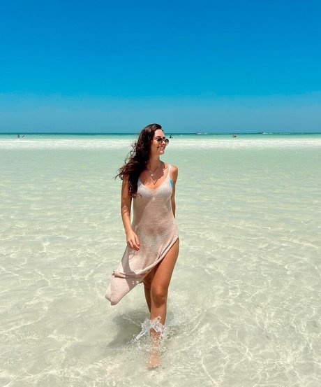 Nacktes geleaktes OnlyFans-Foto von Camila Bonatelli