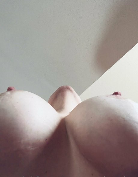 Nacktes geleaktes OnlyFans-Foto von Vanessaobsequious
