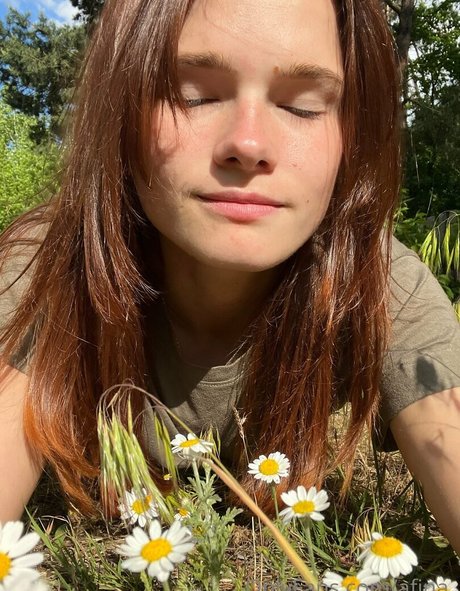 Nacktes geleaktes OnlyFans-Foto von Afina