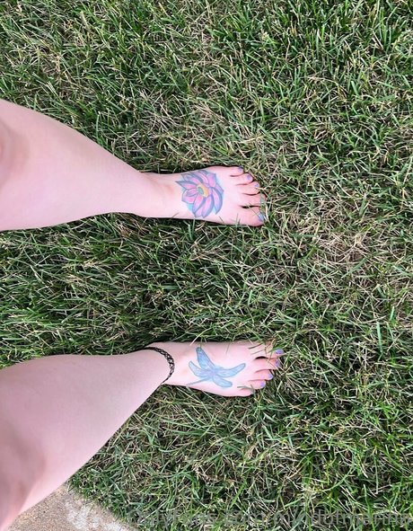 Nacktes geleaktes OnlyFans-Foto von Mindofmarina