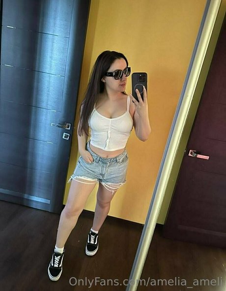 Nacktes geleaktes OnlyFans-Foto von Ameliaameli