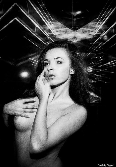 Nacktes geleaktes OnlyFans-Foto von Karyna Kardelian