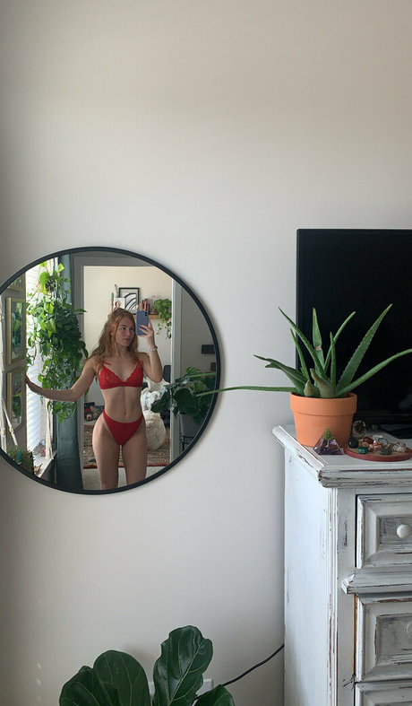 Nacktes geleaktes OnlyFans-Foto von Liladavis