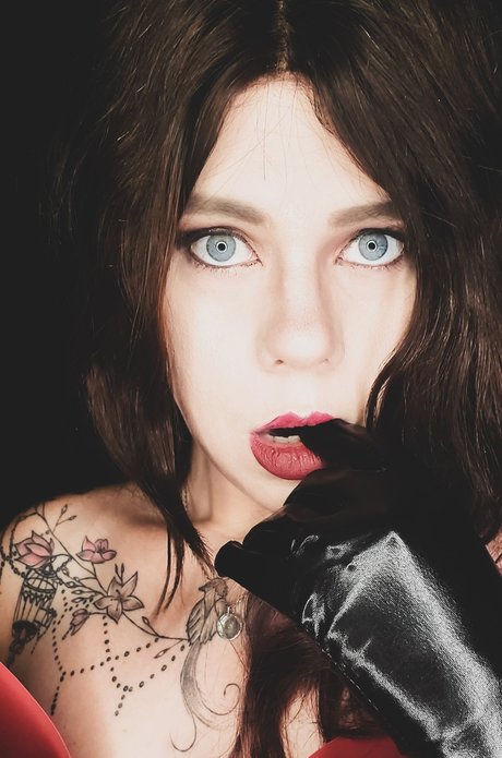 Nacktes geleaktes OnlyFans-Foto von Ayni