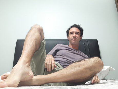 Nacktes geleaktes OnlyFans-Foto von Only Big Calves  