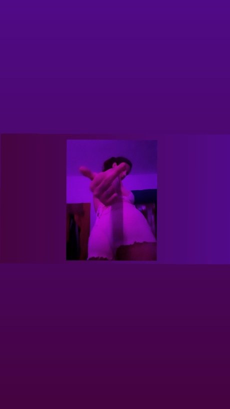 Nacktes geleaktes OnlyFans-Foto von Valu