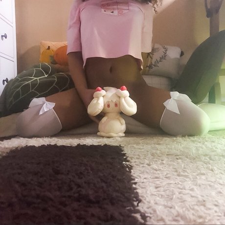 Nacktes geleaktes OnlyFans-Foto von Alcremie