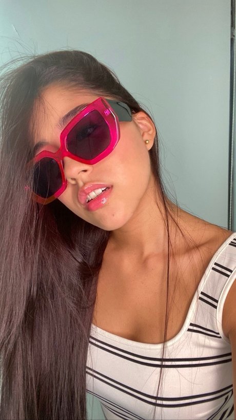 Nacktes geleaktes OnlyFans-Foto von Chia