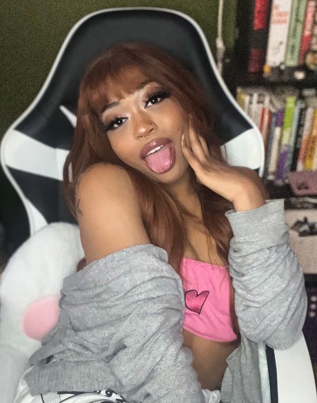 Nacktes geleaktes OnlyFans-Foto von Peachy Cai