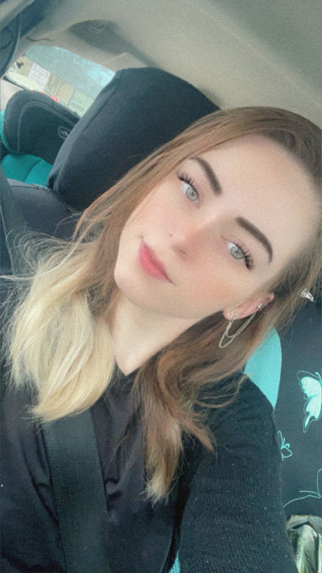Nacktes geleaktes OnlyFans-Foto von Shina