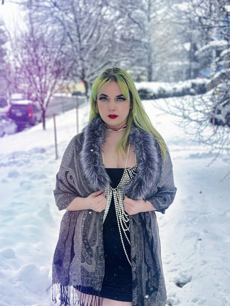 Nacktes geleaktes OnlyFans-Foto von Countess Narkisssa