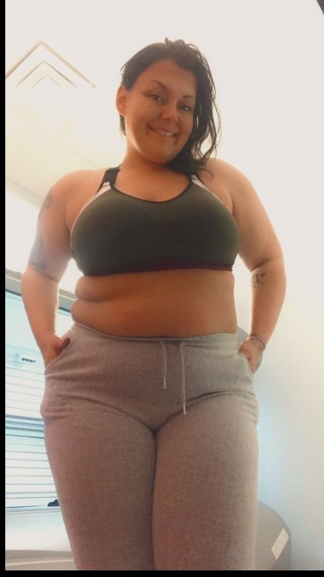 Nacktes geleaktes OnlyFans-Foto von Louisa