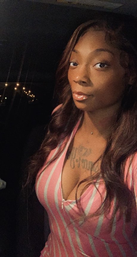 Nacktes geleaktes OnlyFans-Foto von Pnasty