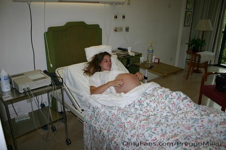 Emily Your Pregnant Neighbor 