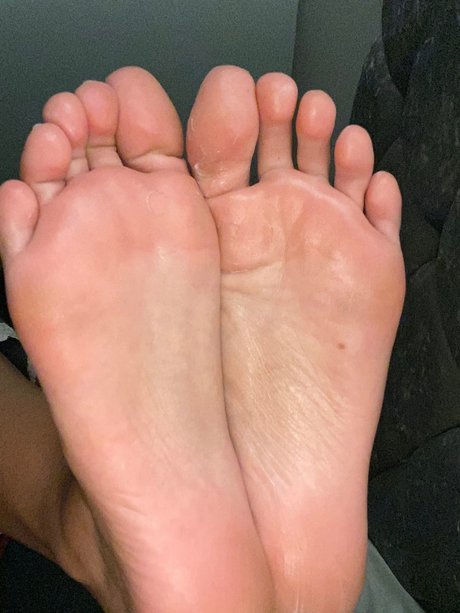 Nacktes geleaktes OnlyFans-Foto von Pretty Toes